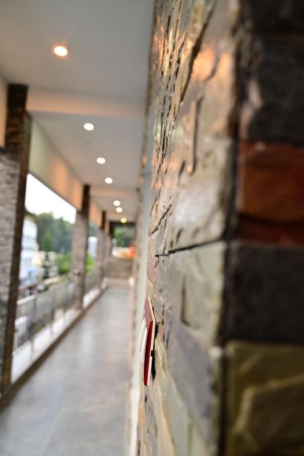 Lasinara Inn Yercaud Exterior photo